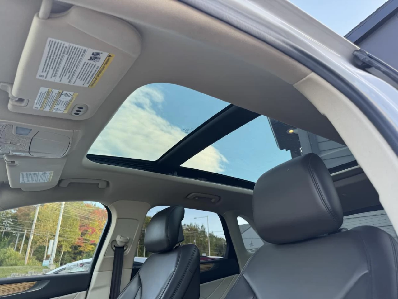2016 Lincoln MKC AWD 4dr Select Main Image