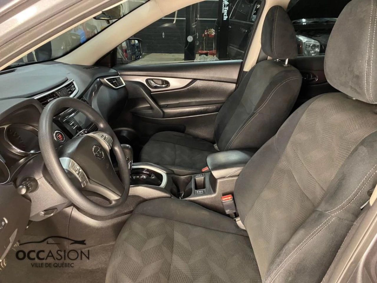 2015 Nissan Rogue AWD 4dr S Image principale