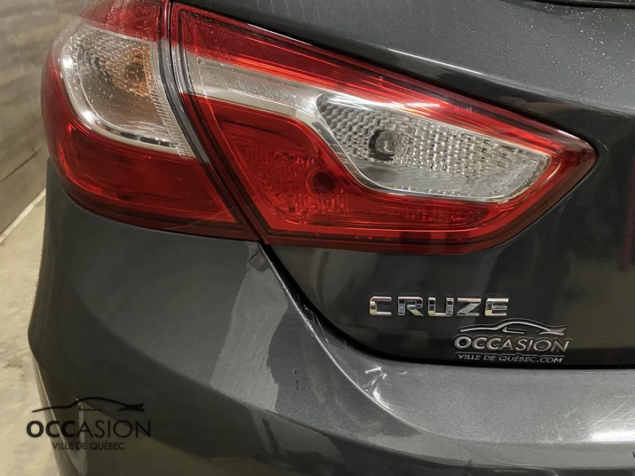 2019 Chevrolet Cruze Hatchback LT Image principale