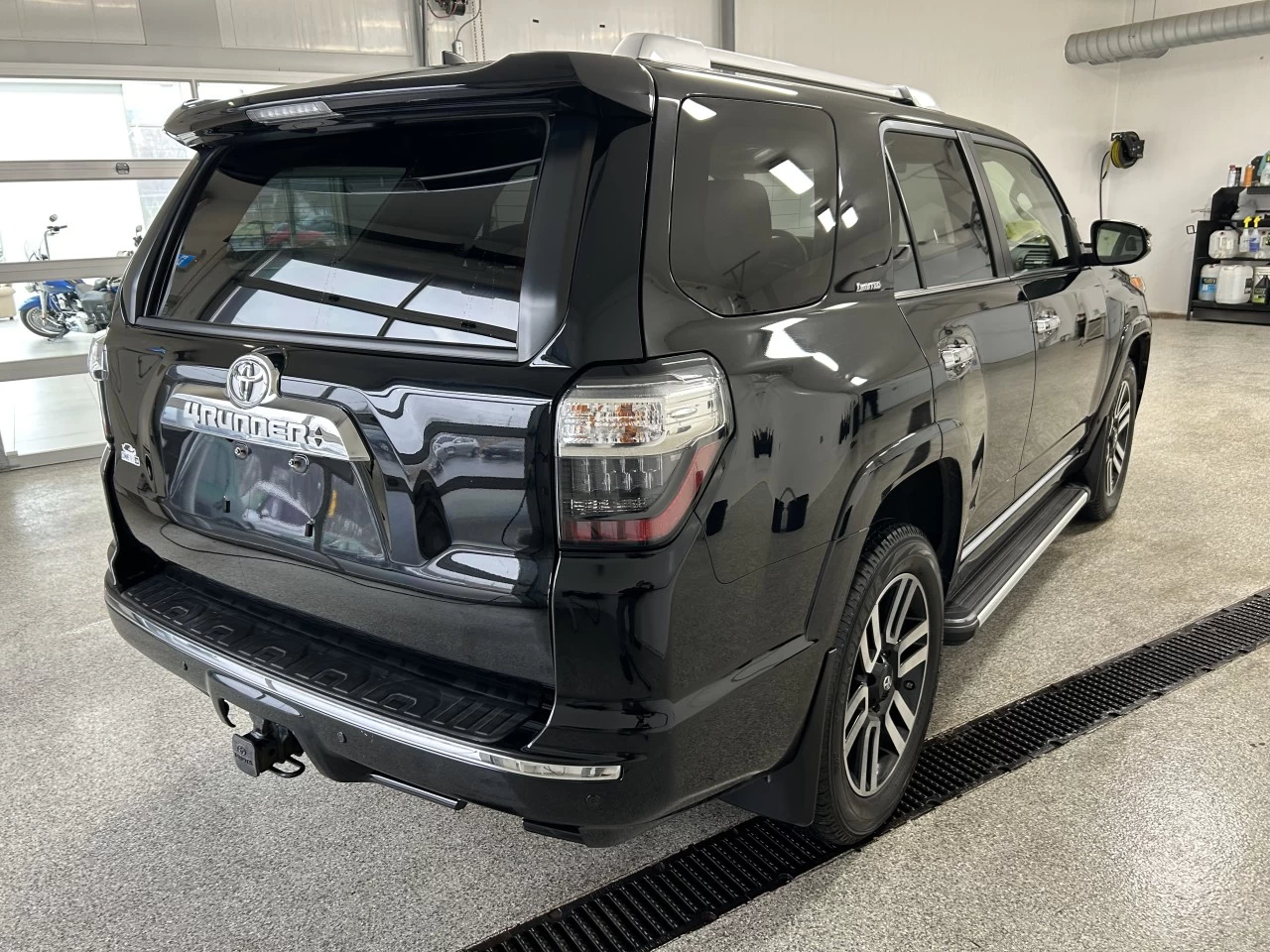2017 Toyota 4Runner LIMITED Image principale