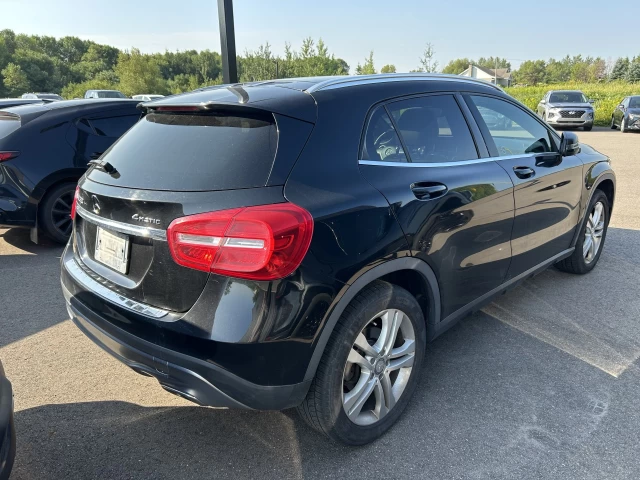 Mercedes-Benz Classe GLA GLA 250 2015