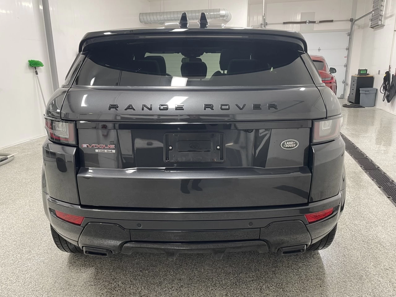 2019 Land Rover Range Rover Evoque HSE Dynamic Main Image