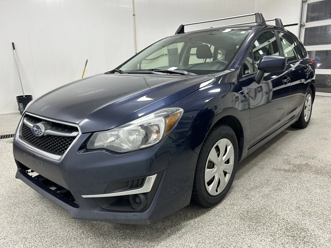 2016 Subaru Impreza 2.0i Main Image