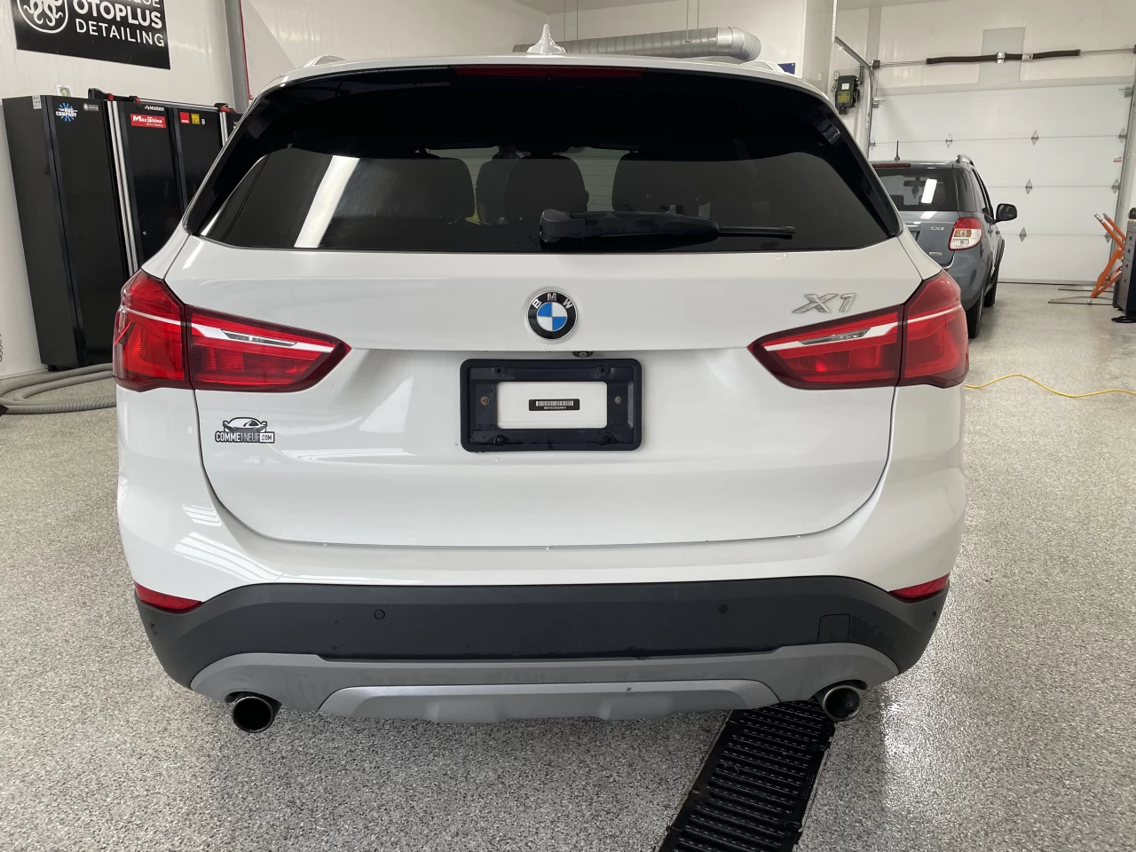 2016 BMW X1 xDrive28i Main Image