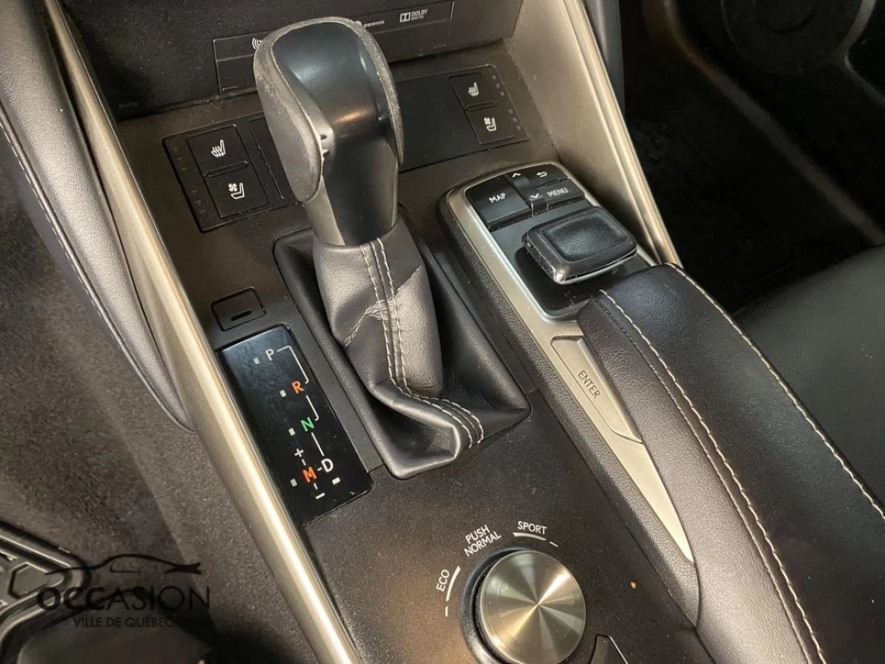 2019 Lexus IS 300 AWD Image principale