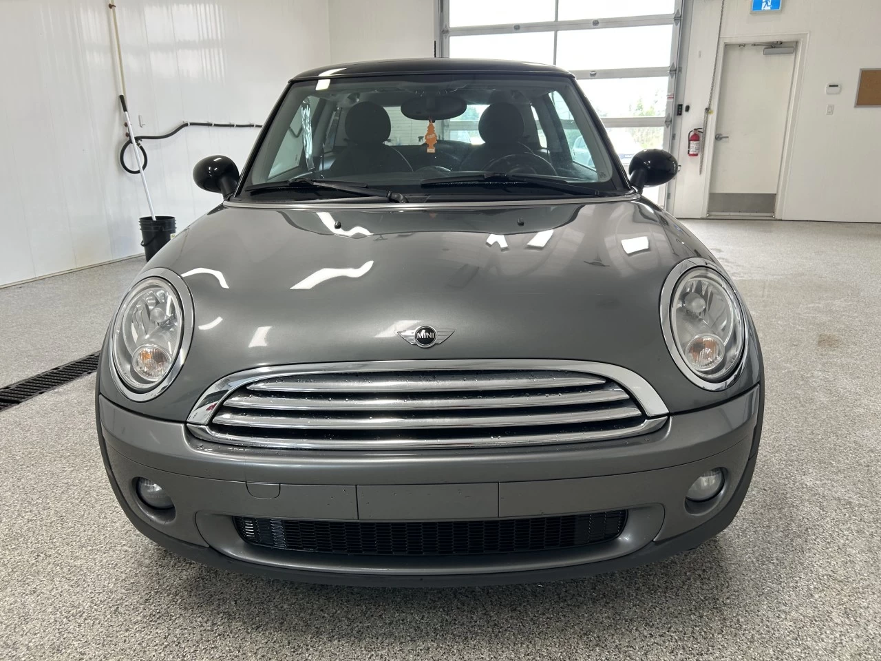 2010 Mini Cooper 2dr Cpe Image principale