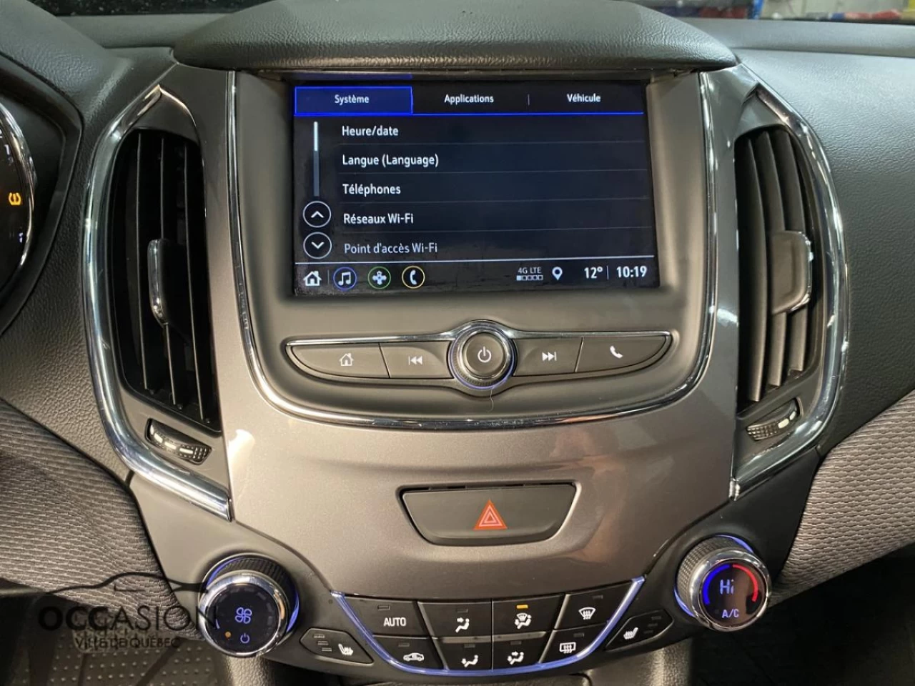 2019 Chevrolet Cruze Hatchback LT Image principale