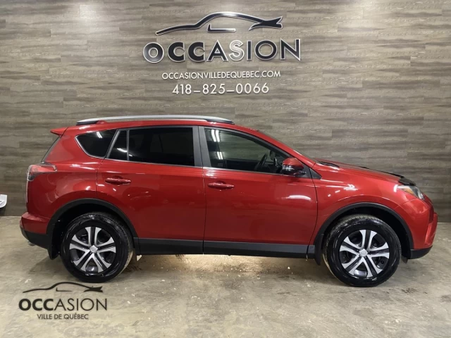 Toyota RAV4 AWD 4dr LE 2017