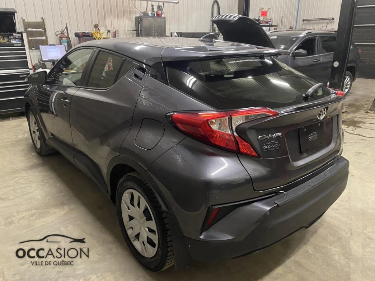 2021 Toyota C-HR LE FWD Main Image