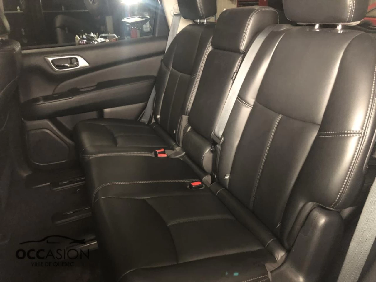 2017 Nissan Pathfinder 4WD 4dr SL Image principale