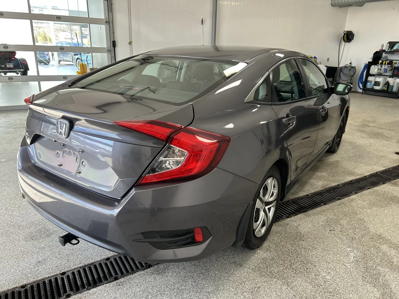 2017 Honda Civic Berline LX Image principale