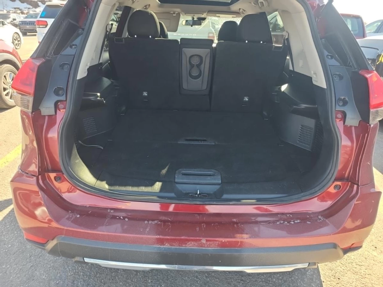 2019 Nissan Rogue AWD SV Image principale