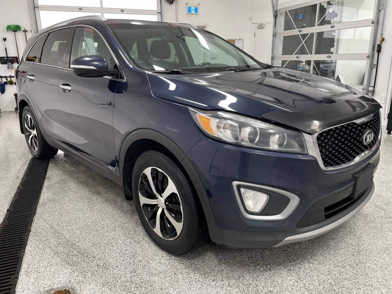 2017 Kia Sorento EX Turbo Main Image