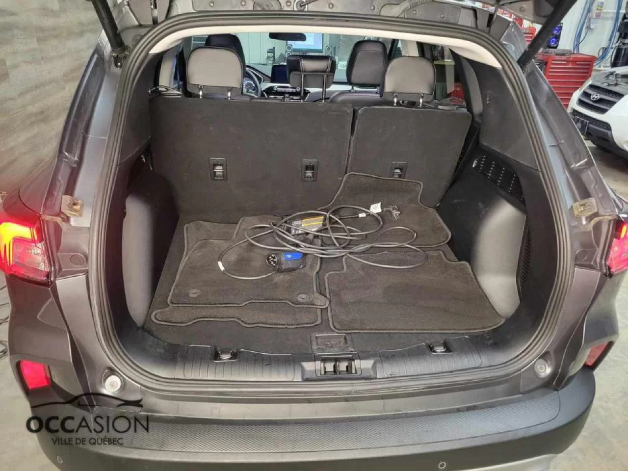 2021 Ford Escape SELPHEV Main Image