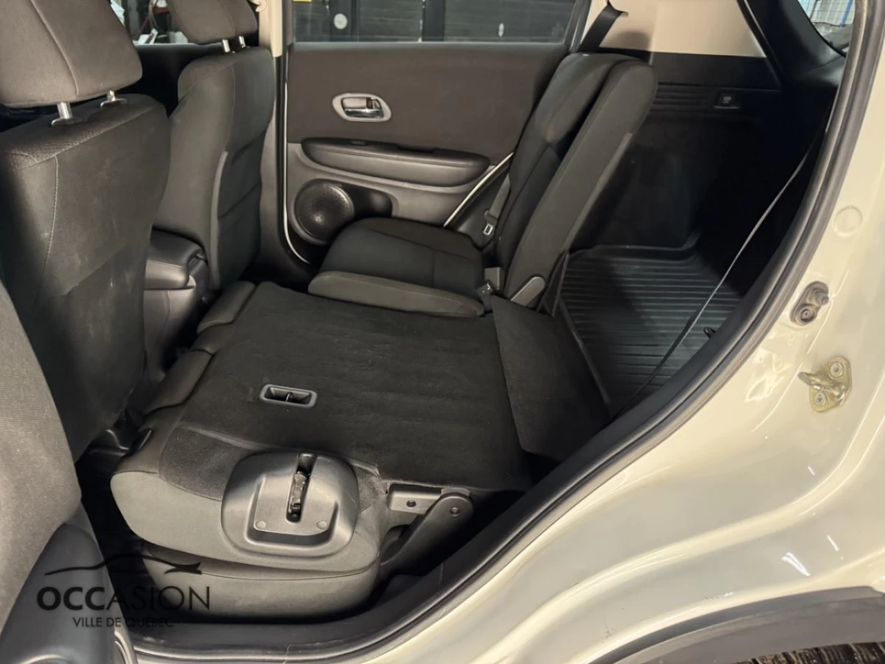 2017 Honda HR-V 4WD LX CVT Main Image