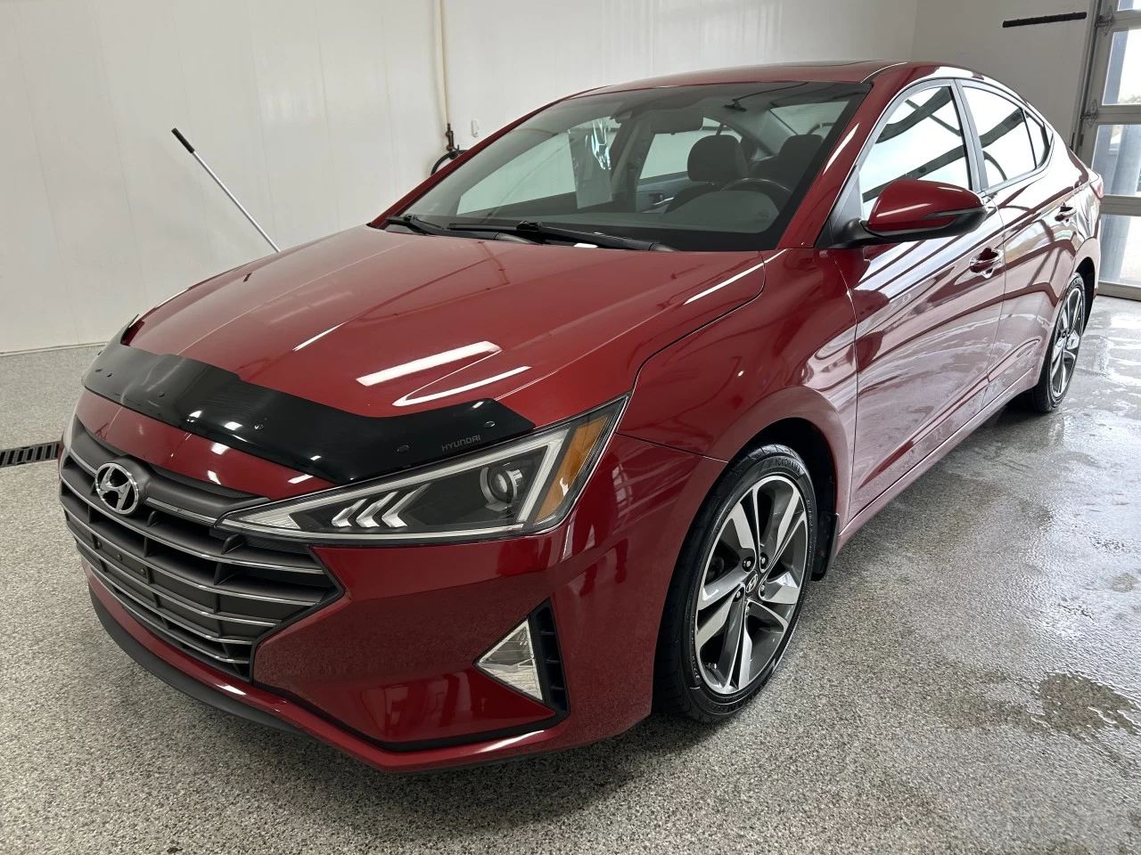 2019 Hyundai Elantra Preferred Main Image