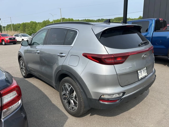 Kia Sportage EX 2020