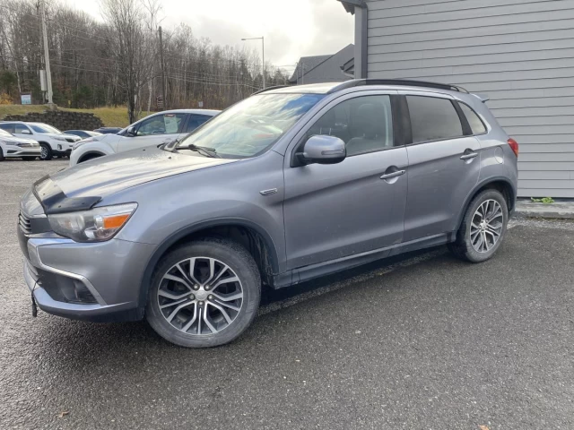 Mitsubishi RVR AWD 4dr 2.4L CVT SE Limited Edition 2017