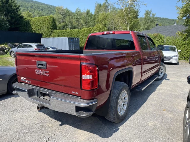 GMC Sierra 1500 4WD Crew Cab Short Box SLE 2018