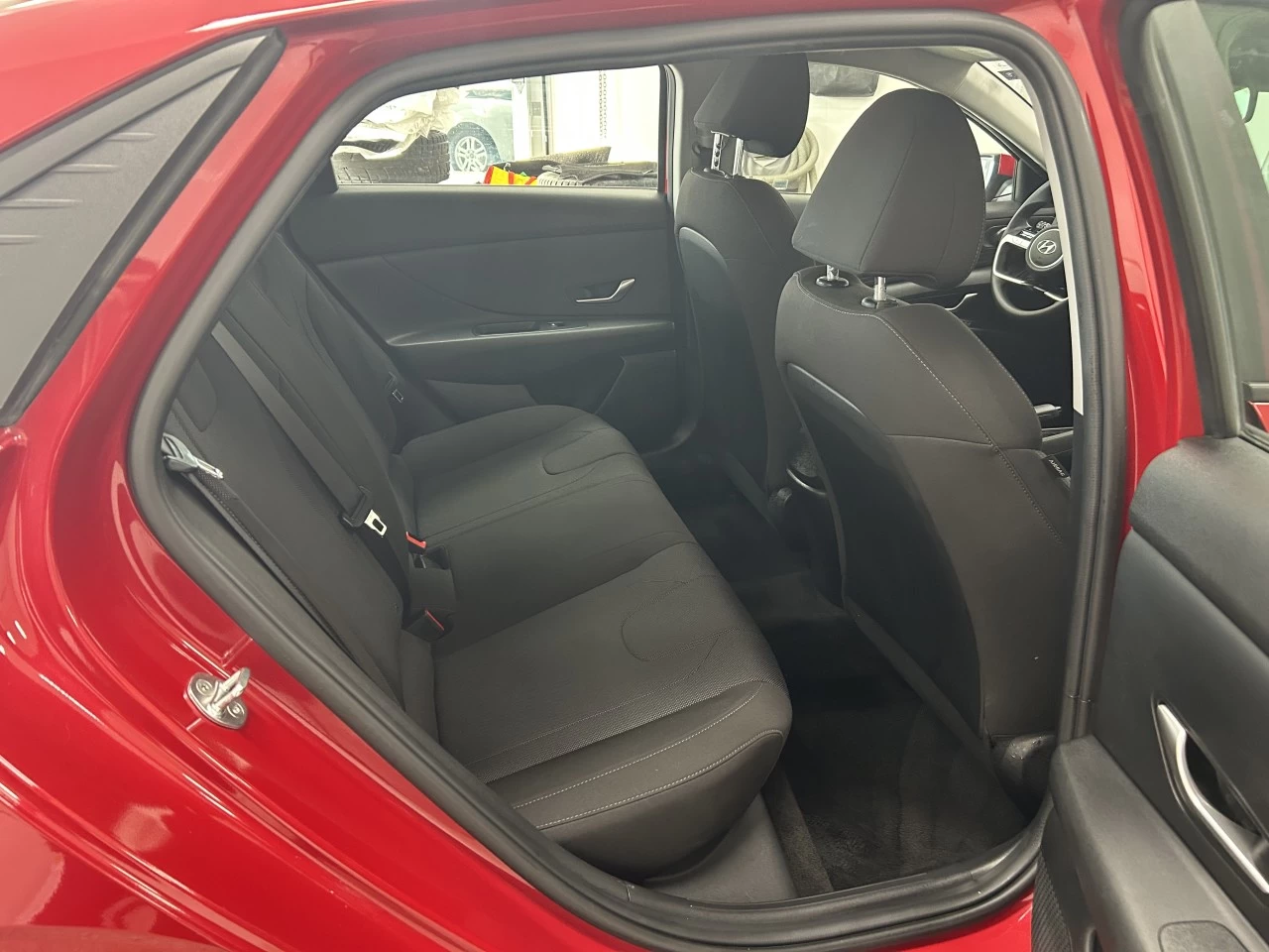 2022 Hyundai Elantra Essential Image principale