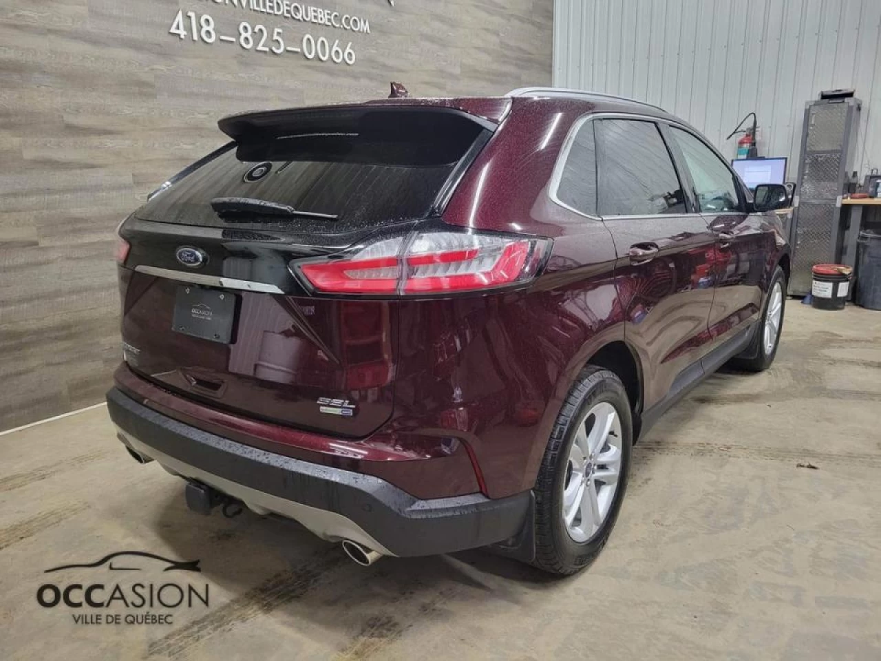 2020 Ford Edge SEL AWD Main Image