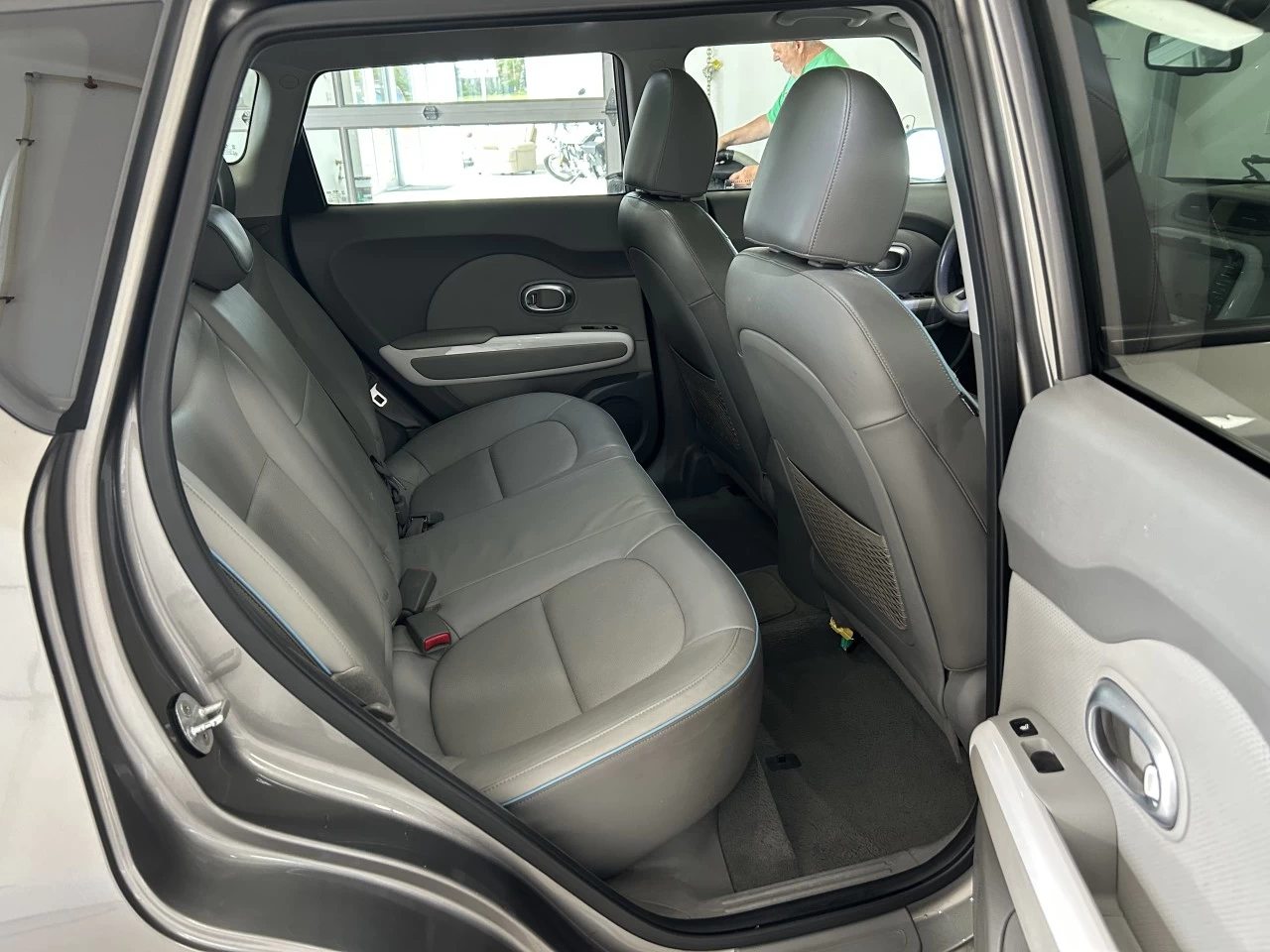 2016 Kia Soul EV Luxury Main Image