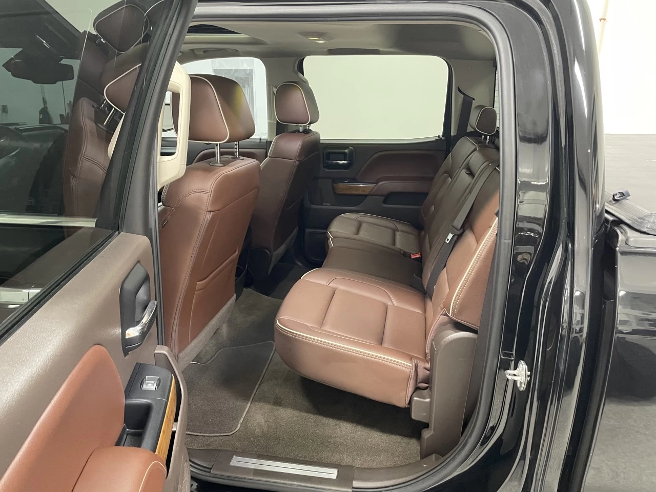 2018 Chevrolet Silverado 1500 High Country Image principale