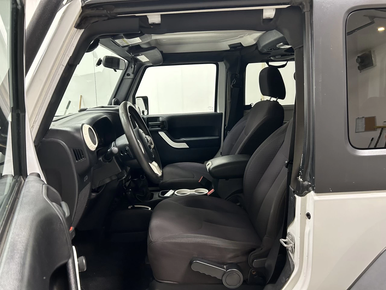 2014 Jeep Wrangler Sport Image principale