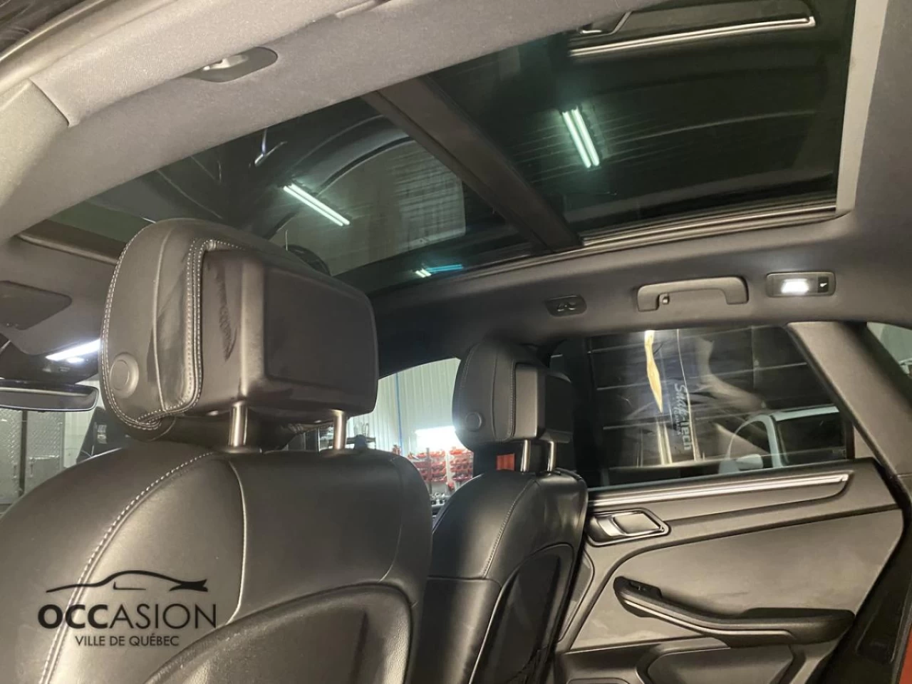 2021 Porsche Macan AWD Image principale