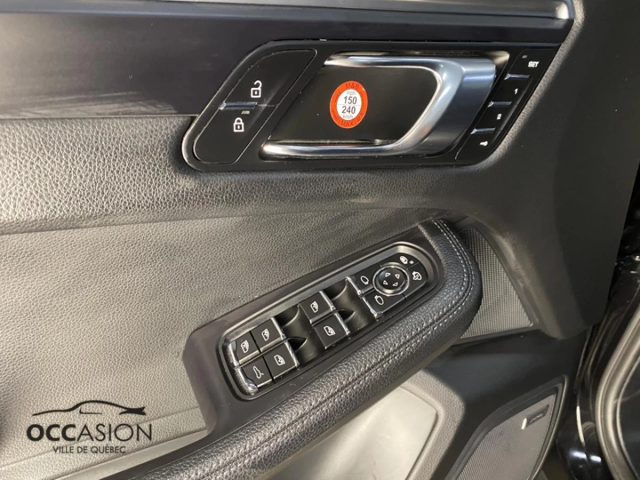 2021 Porsche Macan AWD Image principale