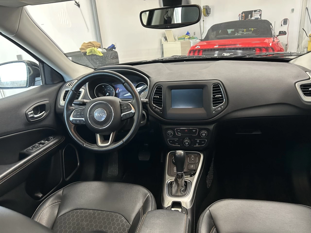 2019 Jeep Compass North Main Image
