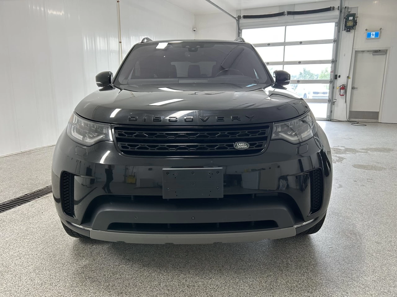 2017 Land Rover Discovery Td6 HSE Image principale