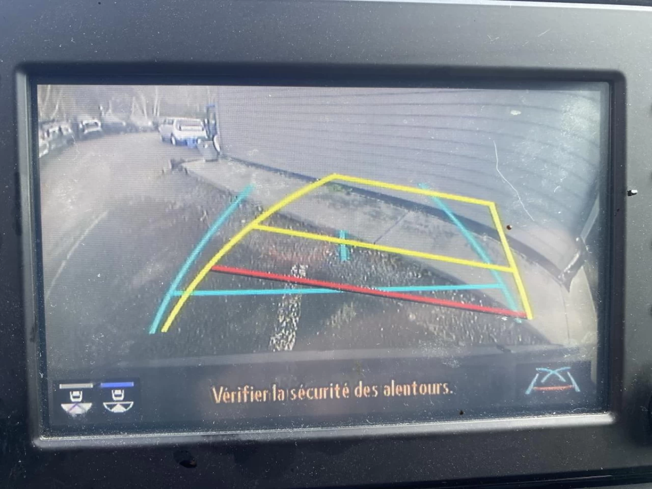 2019 Toyota RAV4 AWD LE Main Image