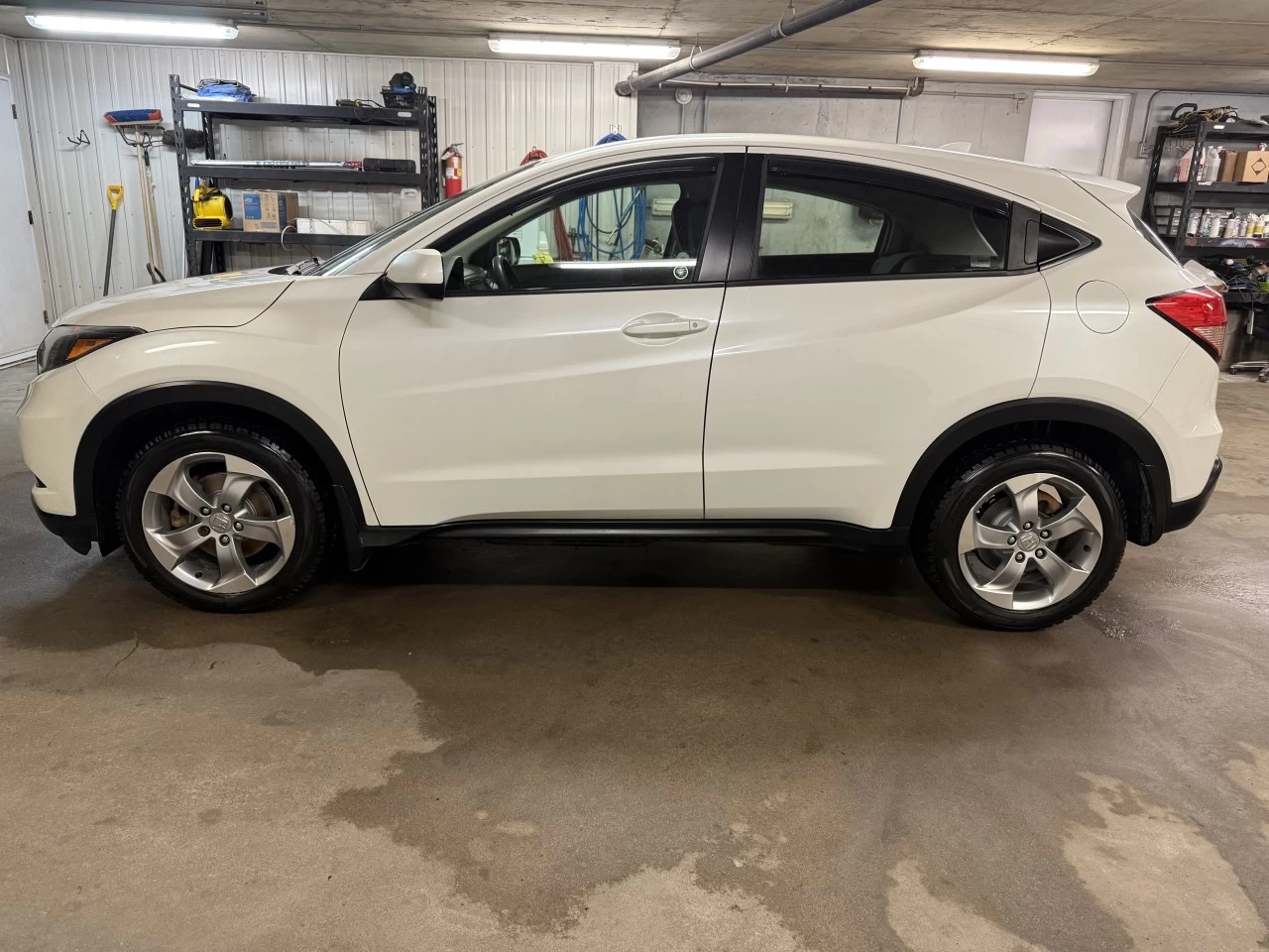 2017 Honda HR-V LX Main Image