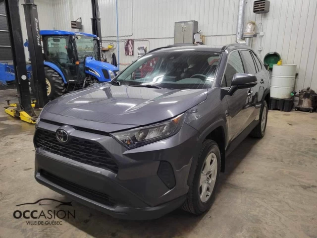 Toyota RAV4 AWD LE 2019