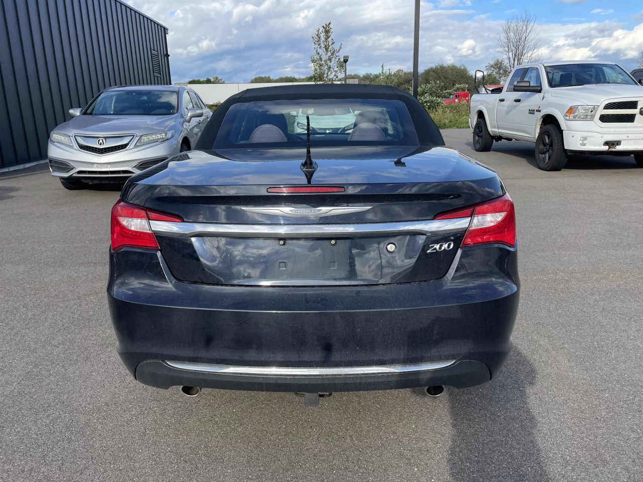 2012 Chrysler 200 Touring Image principale