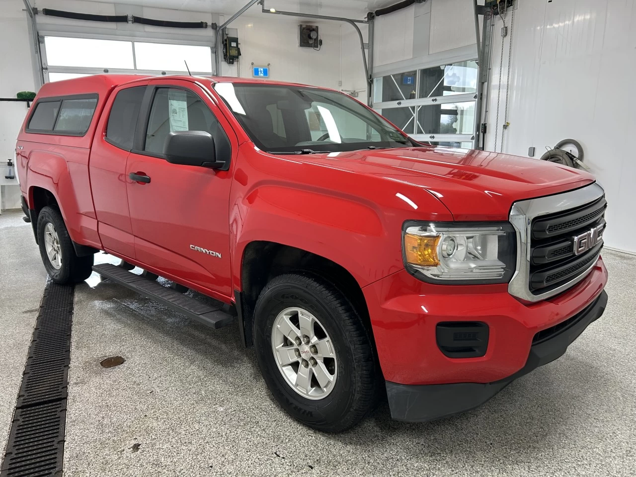 2016 GMC Canyon 4WD Main Image