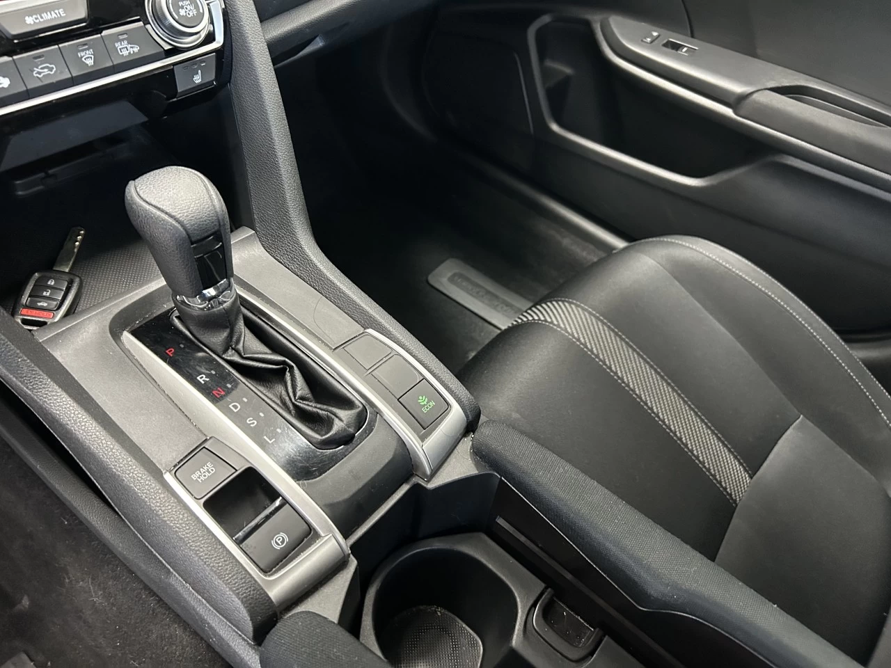 2017 Honda Civic Berline LX Image principale