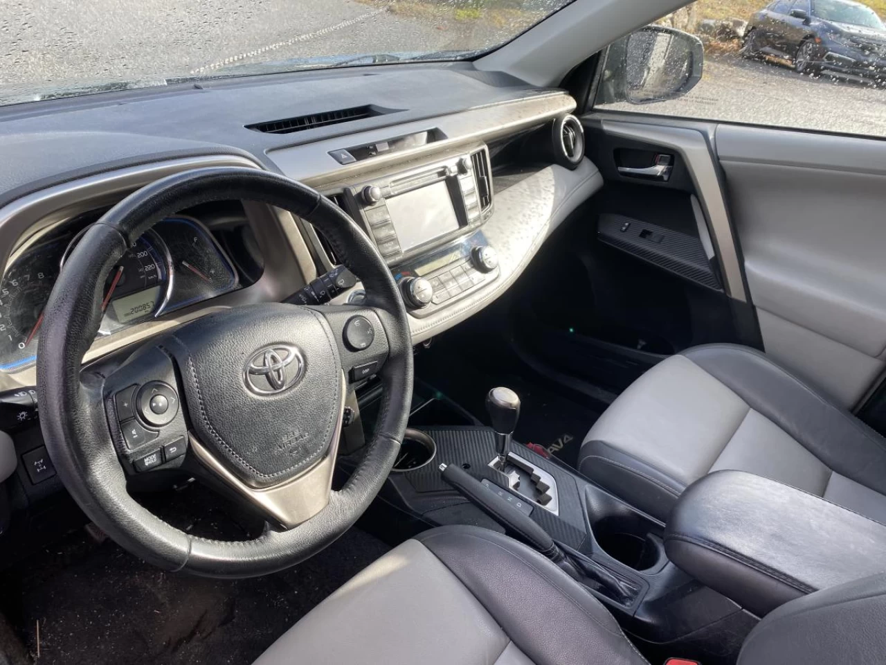 2013 Toyota RAV4 AWD 4dr Limited Main Image