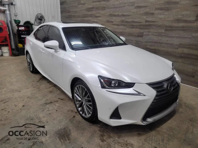 Lexus IS 300 AWD 2018