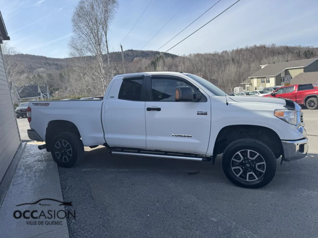 2017 Toyota Tundra 4WD Double Cab Standard Bed 5.7L SR5 Plus Image principale