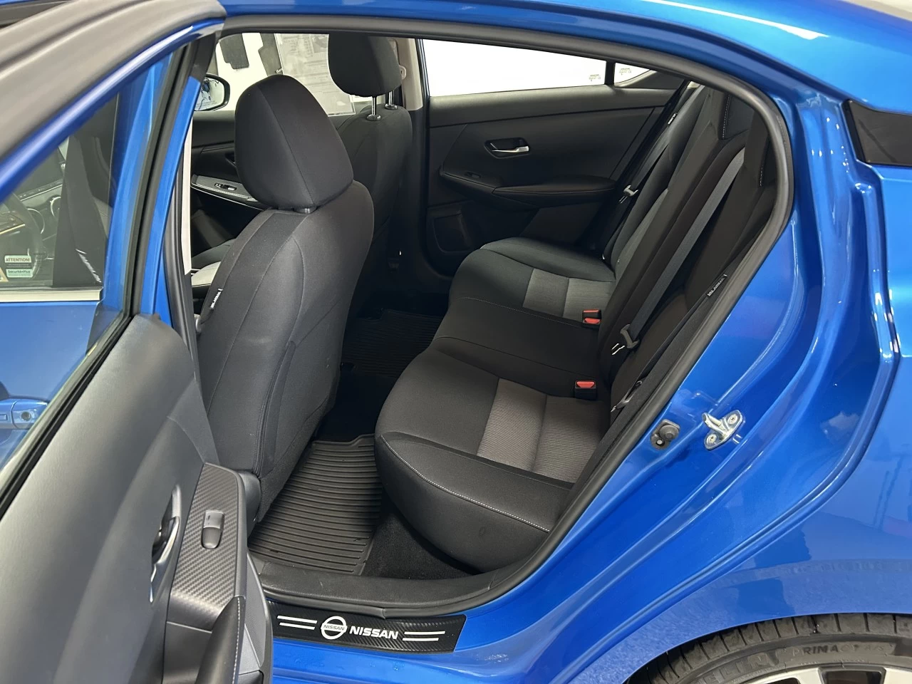 2023 Nissan Sentra SV Main Image
