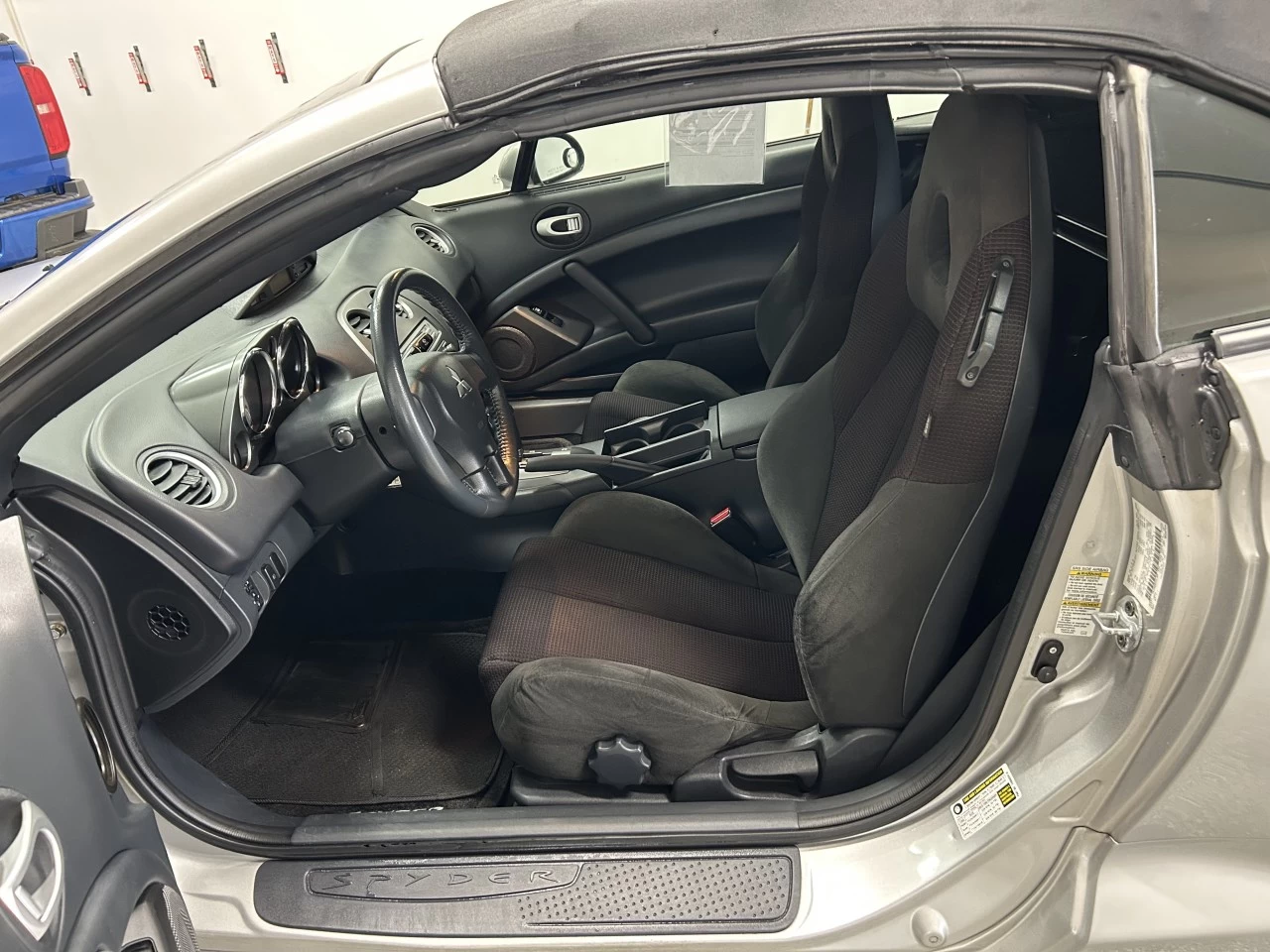 2009 Mitsubishi Eclipse GS Image principale