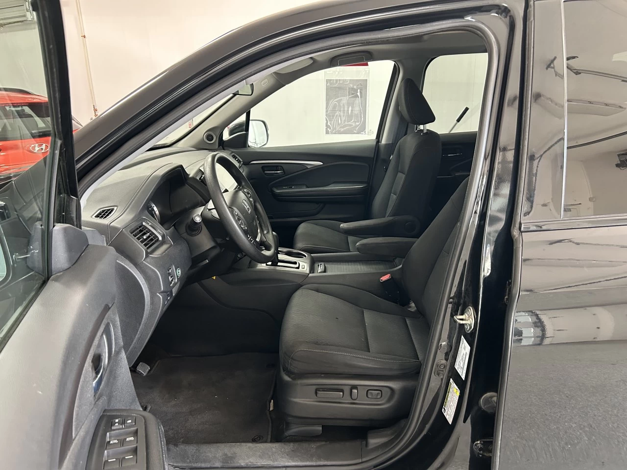 2019 Honda Ridgeline Sport Main Image