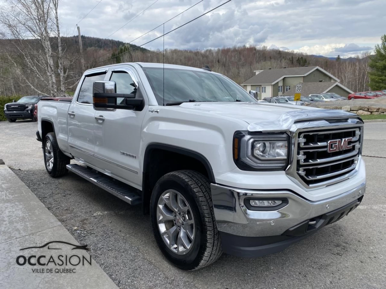 2018 GMC Sierra 1500 4WD Crew Cab Short Box SLT Image principale