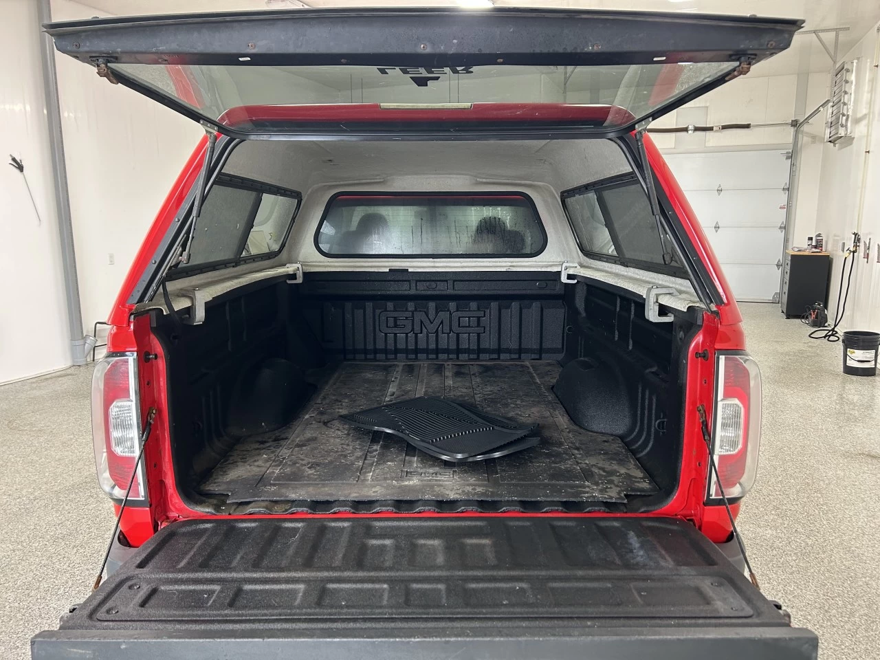 2016 GMC Canyon 4WD Main Image