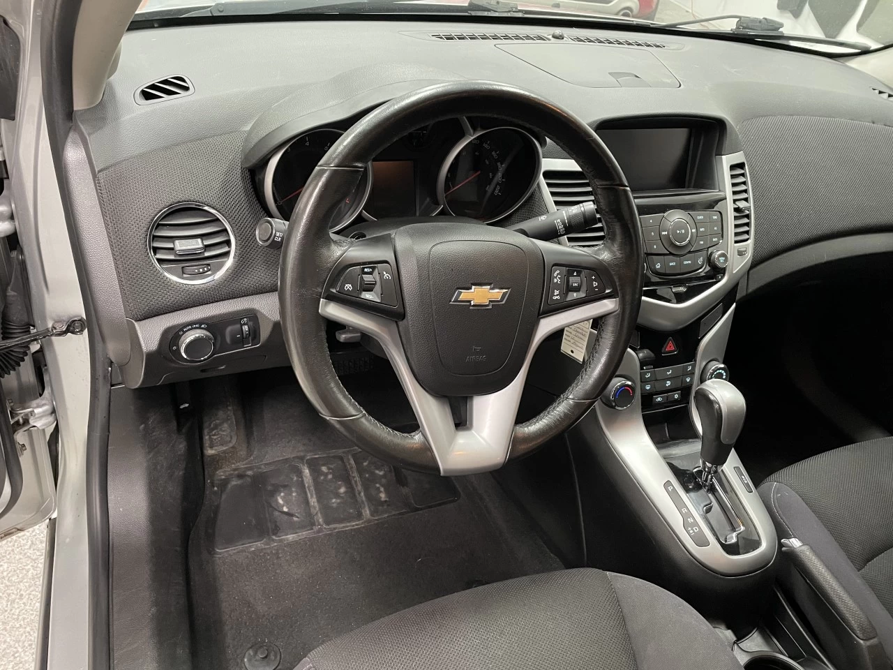 2014 Chevrolet Cruze 1LT Main Image