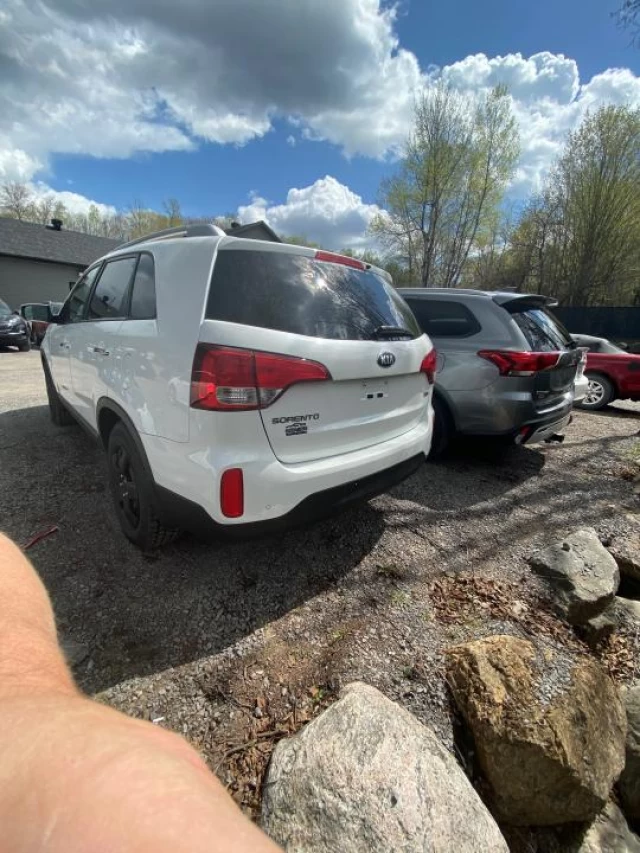 Kia Sorento FWD 4dr I4 GDI Auto LX 2014
