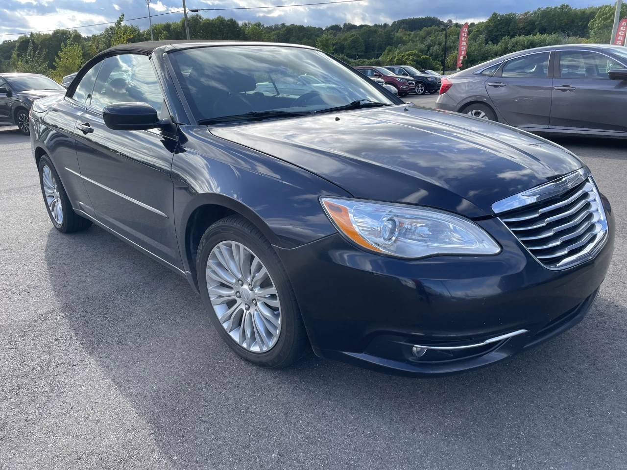 2012 Chrysler 200 Touring Image principale