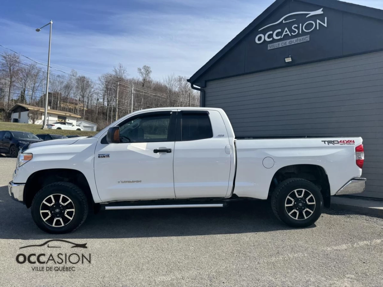 2017 Toyota Tundra 4WD Double Cab Standard Bed 5.7L SR5 Plus Image principale